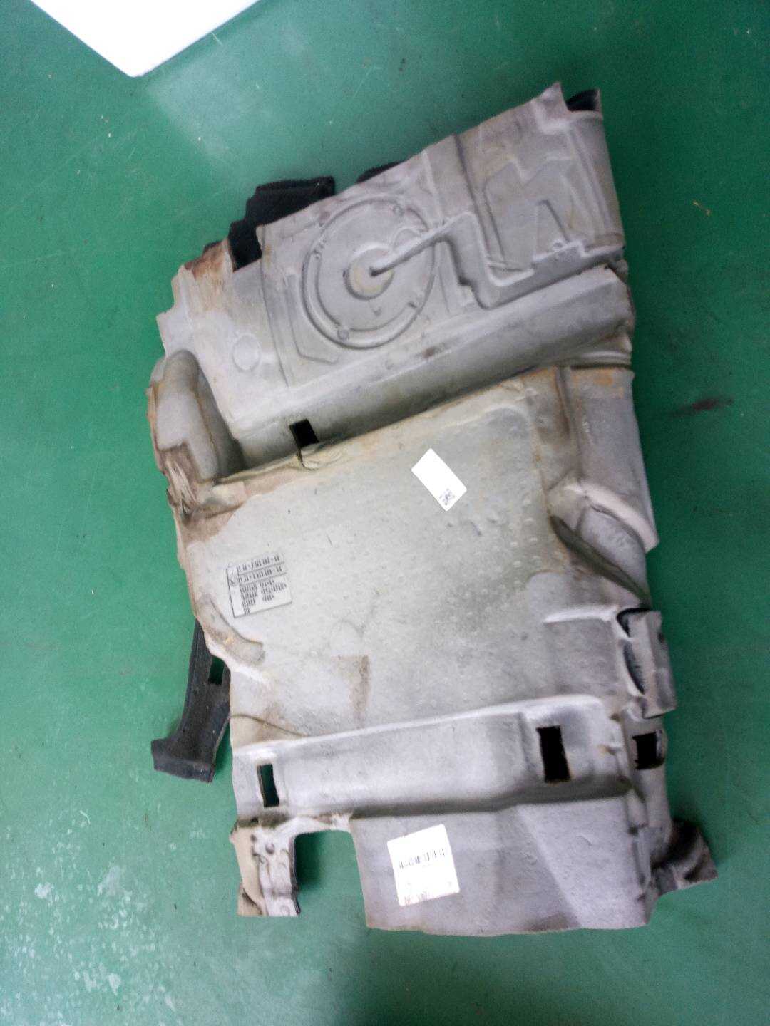 51476954856 地板地毯(后)