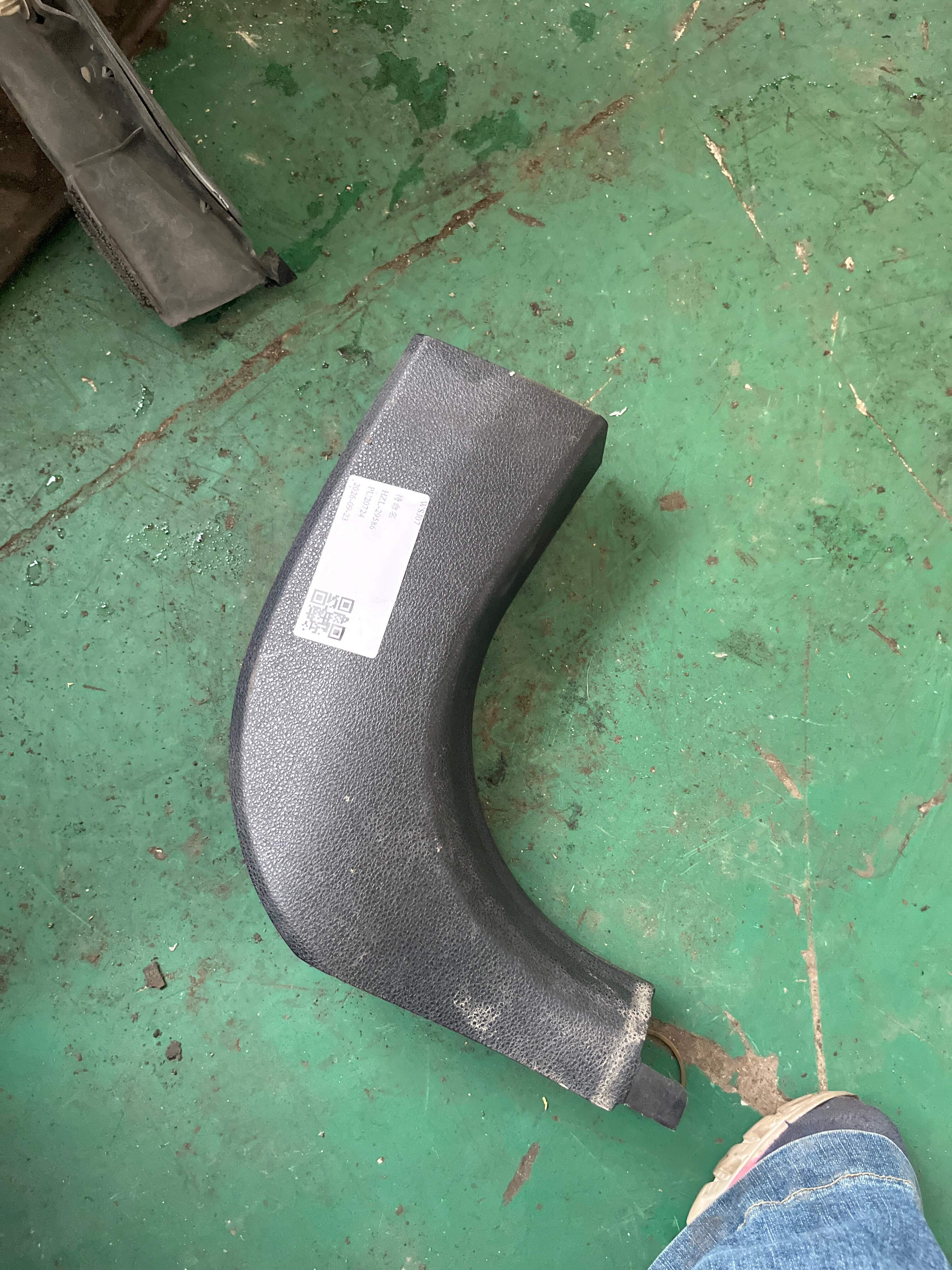 51439167368 A-Pillar Inner Trim (Lower Right)