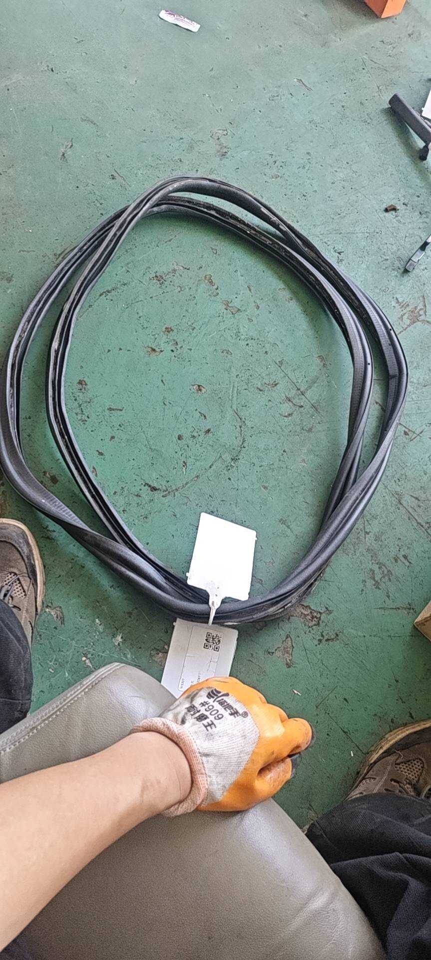 LR027232 Trunk Lid Seal Strip