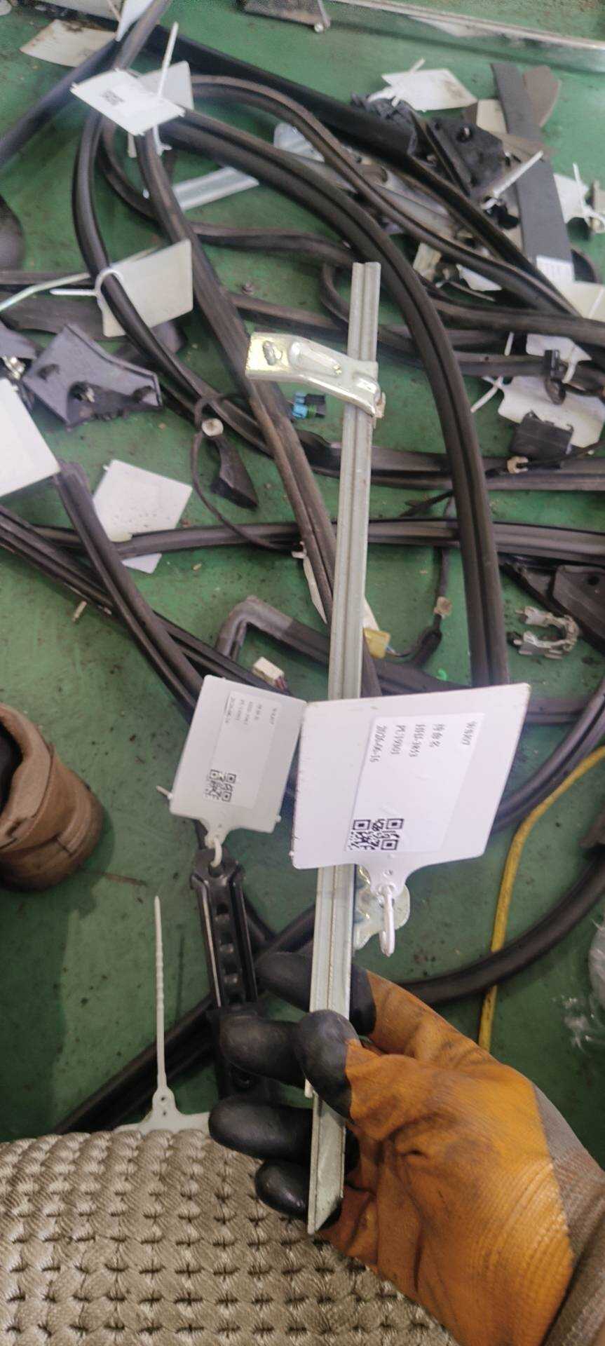 5484796 Rear Door Window Guide Rail, Rear Left