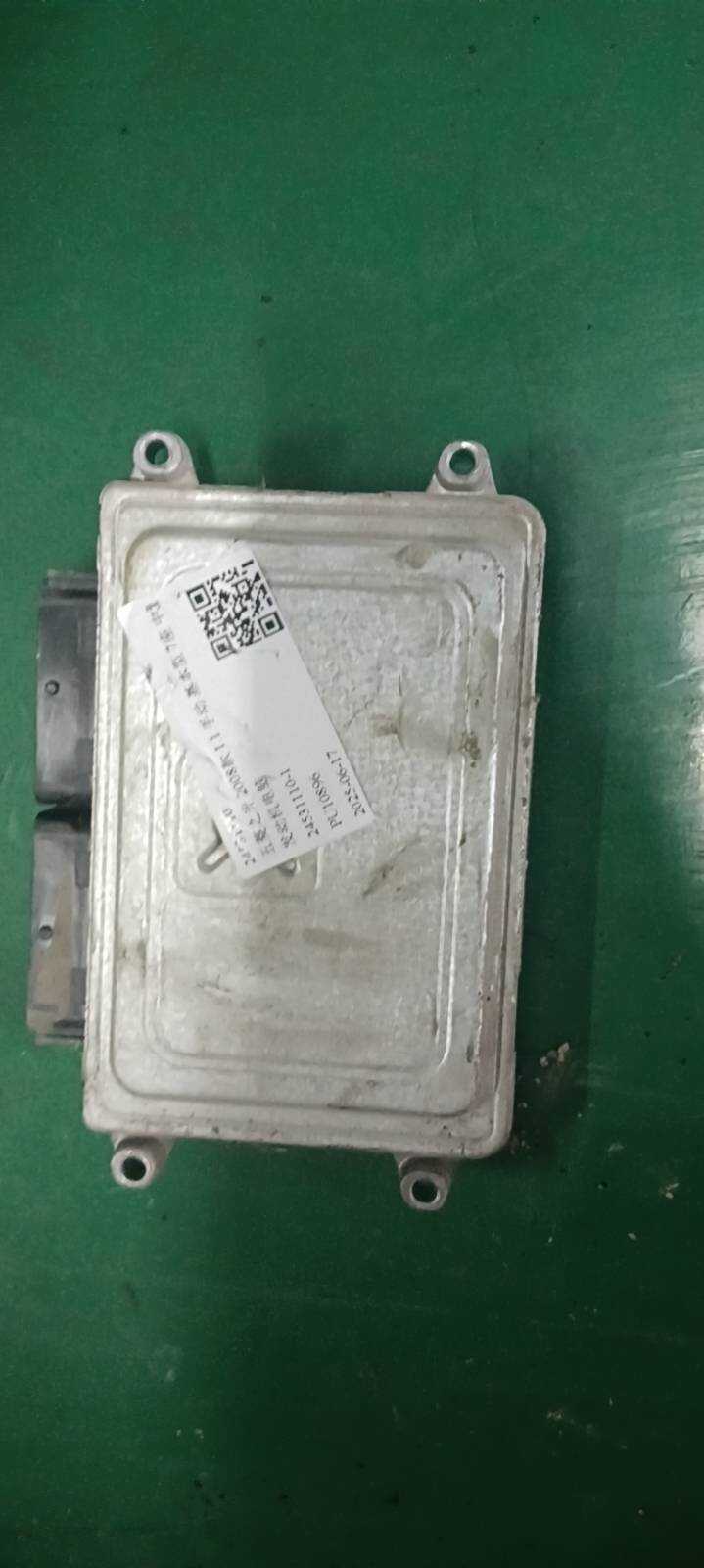 24531110 发动机电脑