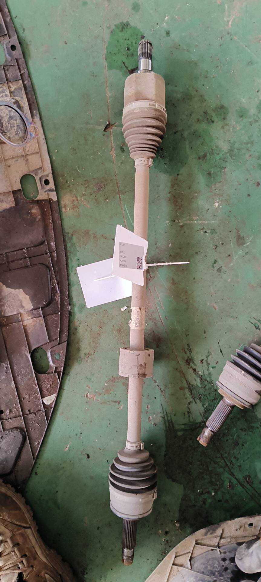 49501F9050 Front Axle Shaft, Right