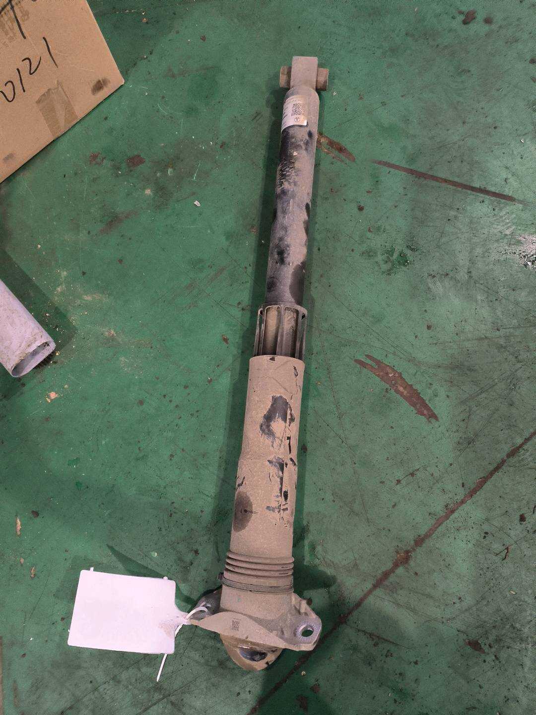 L5QL513029 后减震器芯(右)