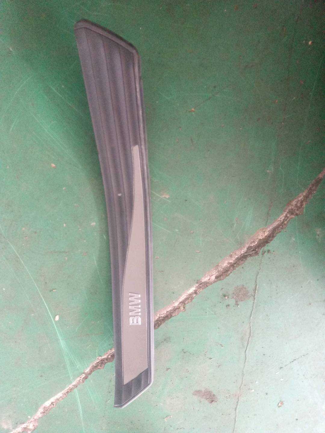 51477034305 Rear Door Sill Trim Panel (Left Outer)