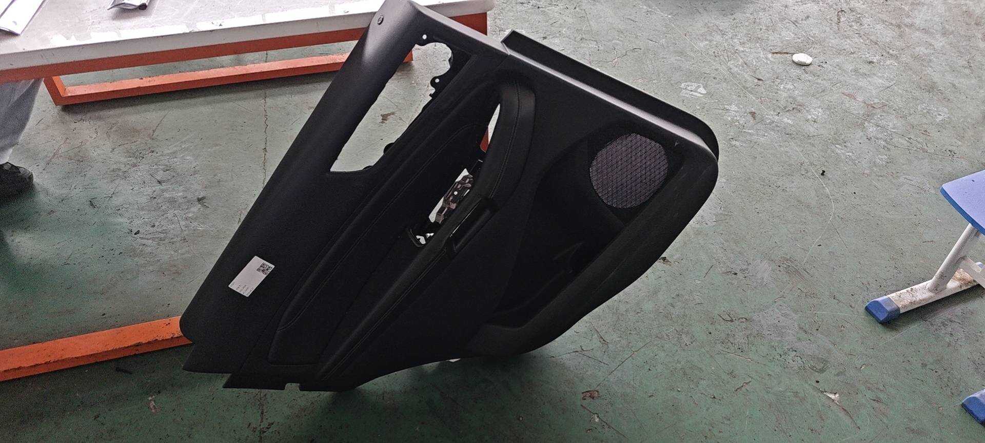FK7BR27503CM1F30 后门内饰板（左）
