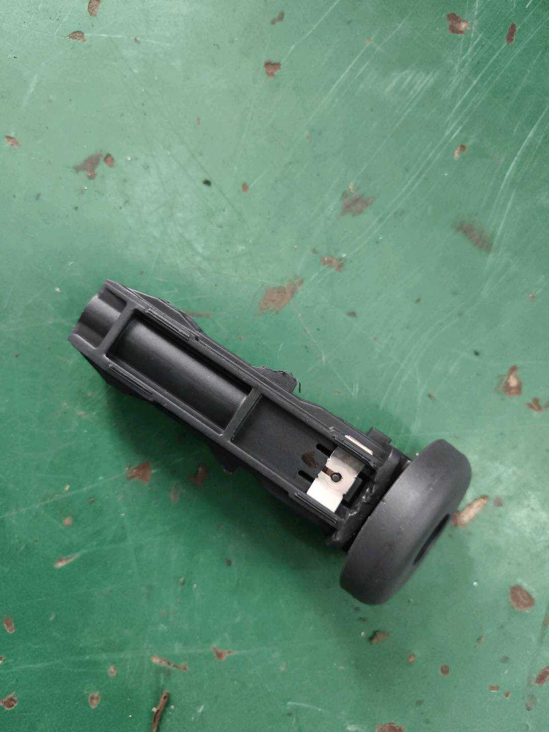 8WD886920 Rear Seat Headrest Guide Sleeve