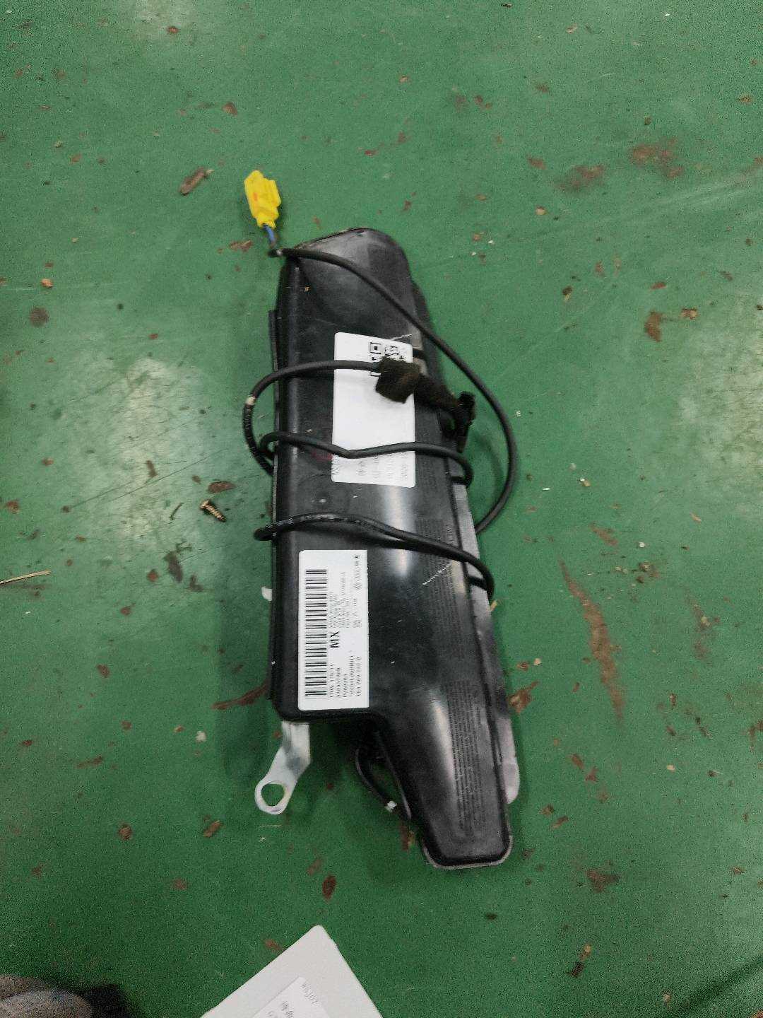 1K4880242D Front Seat Side Airbag, Right
