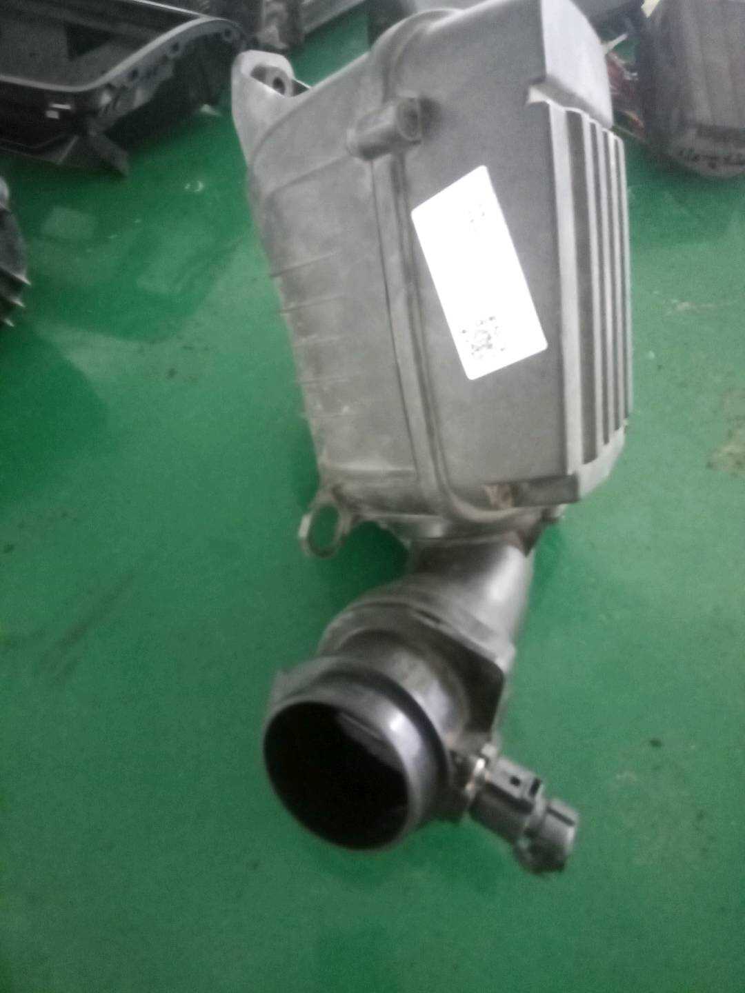 L1KD129607 Air Filter Assembly