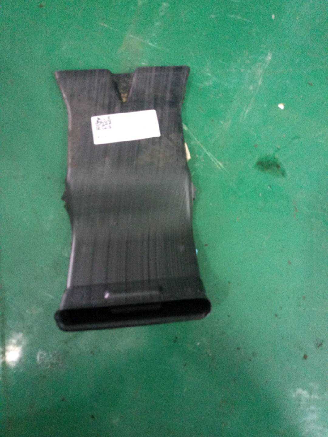 C2Z1844 Floor Duct Connector