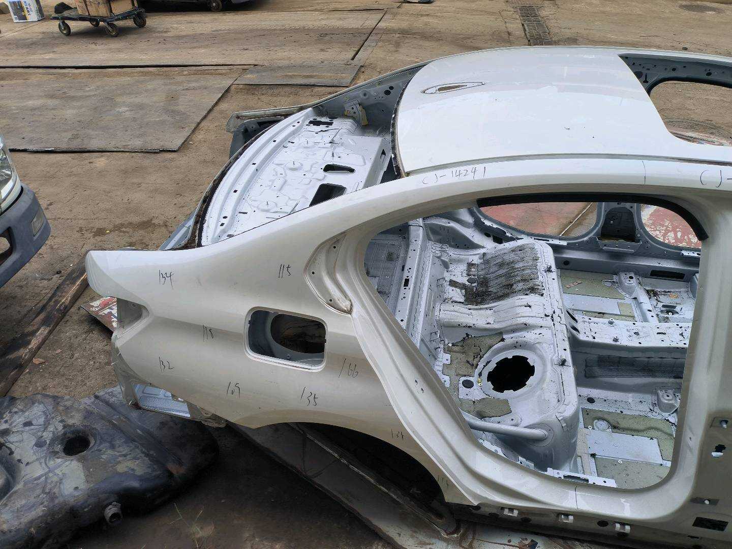 41007493268 Rear Fender, Right