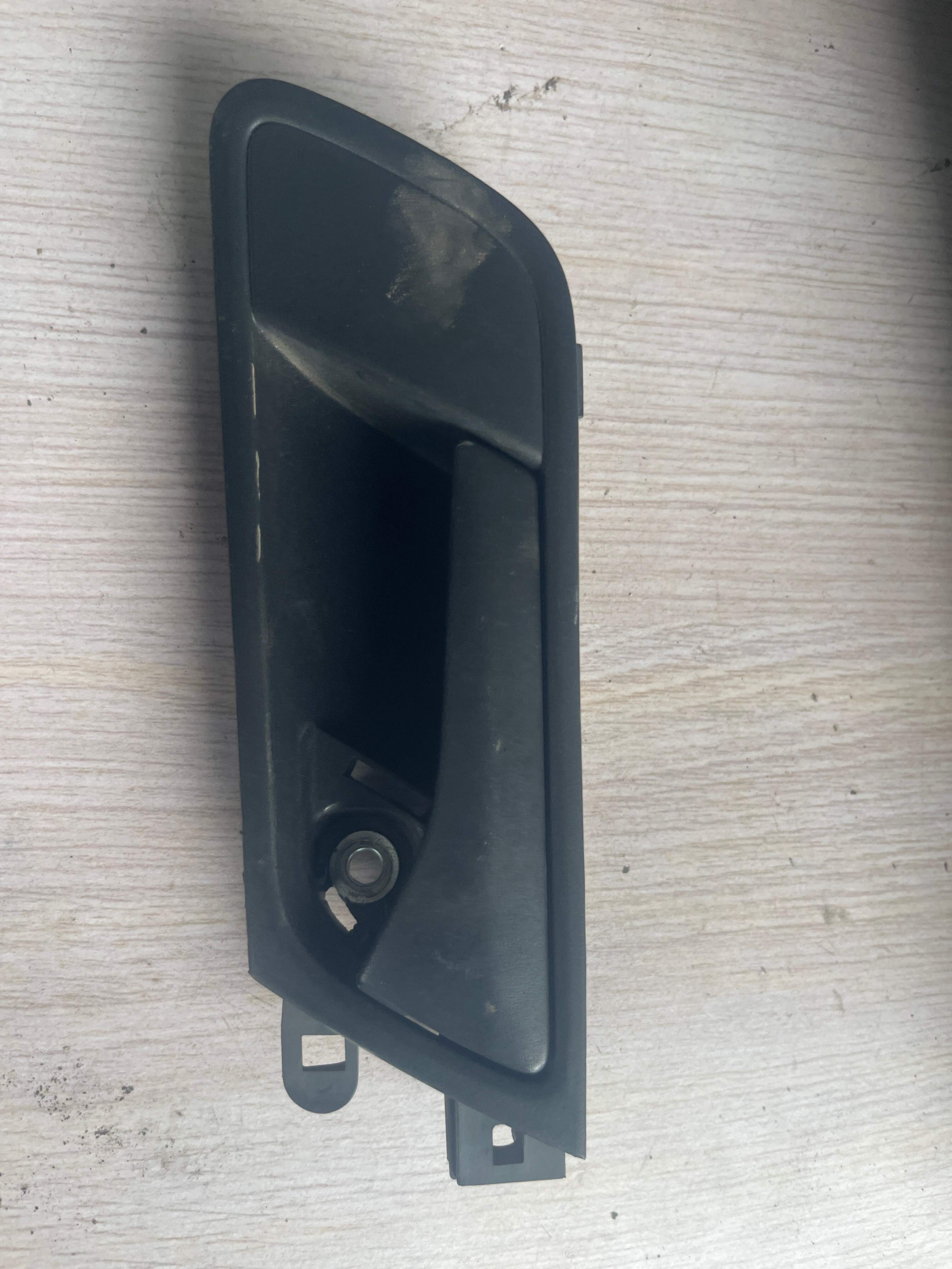 34D839113 Rear Door Inner Handle, Left