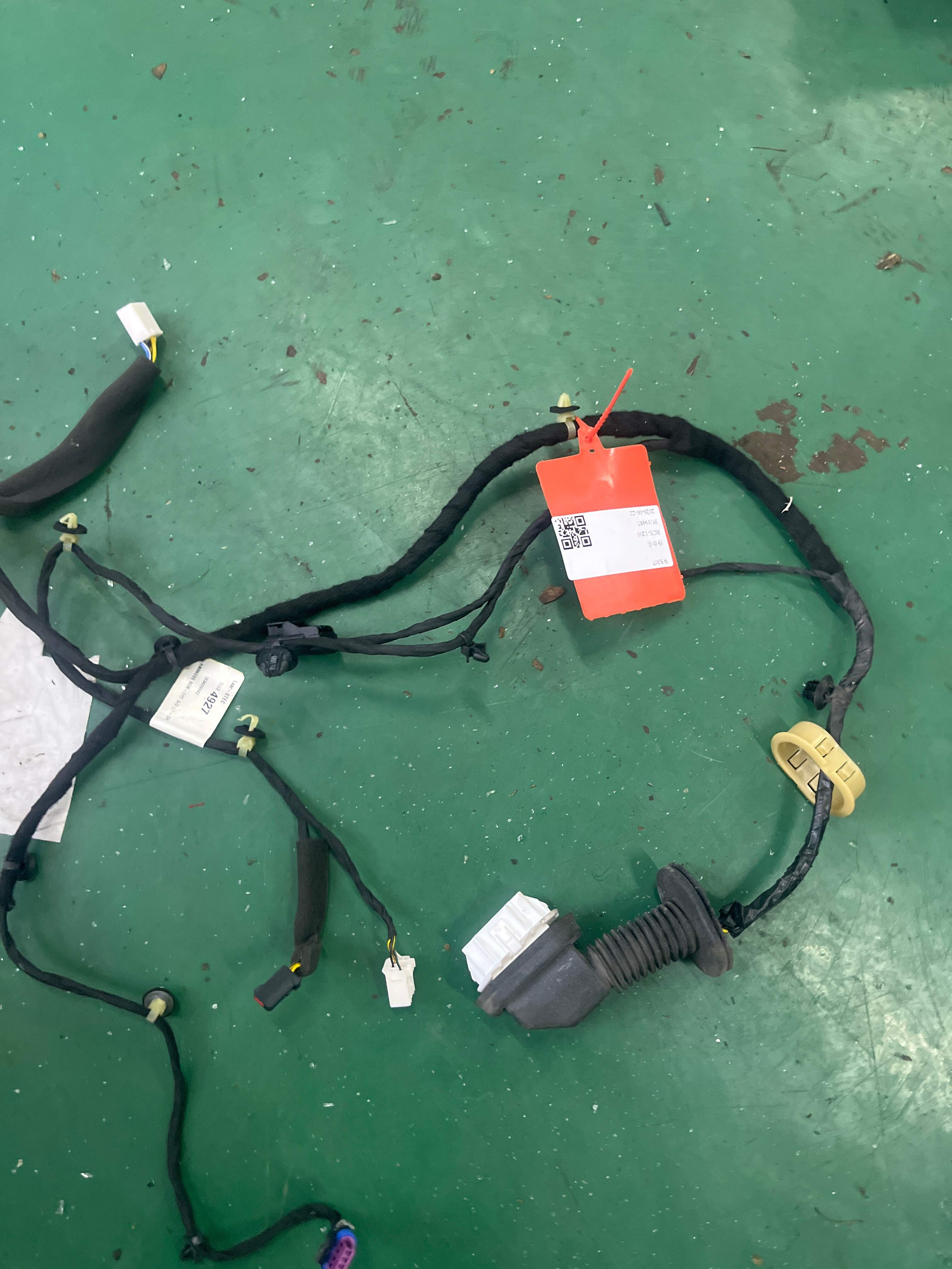 26234927 Front Door Wiring Harness, Right