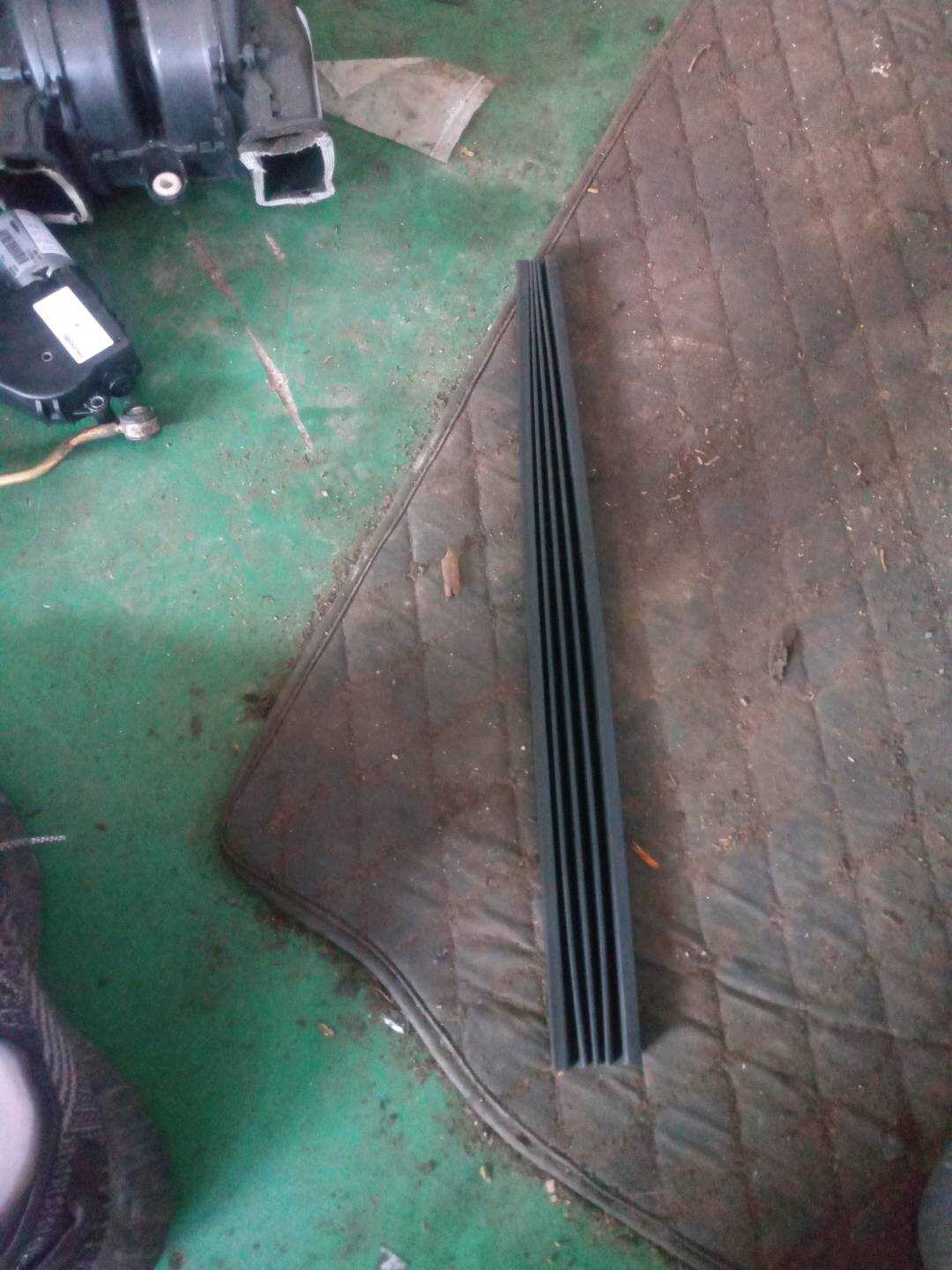54107209213 橡胶防尘罩