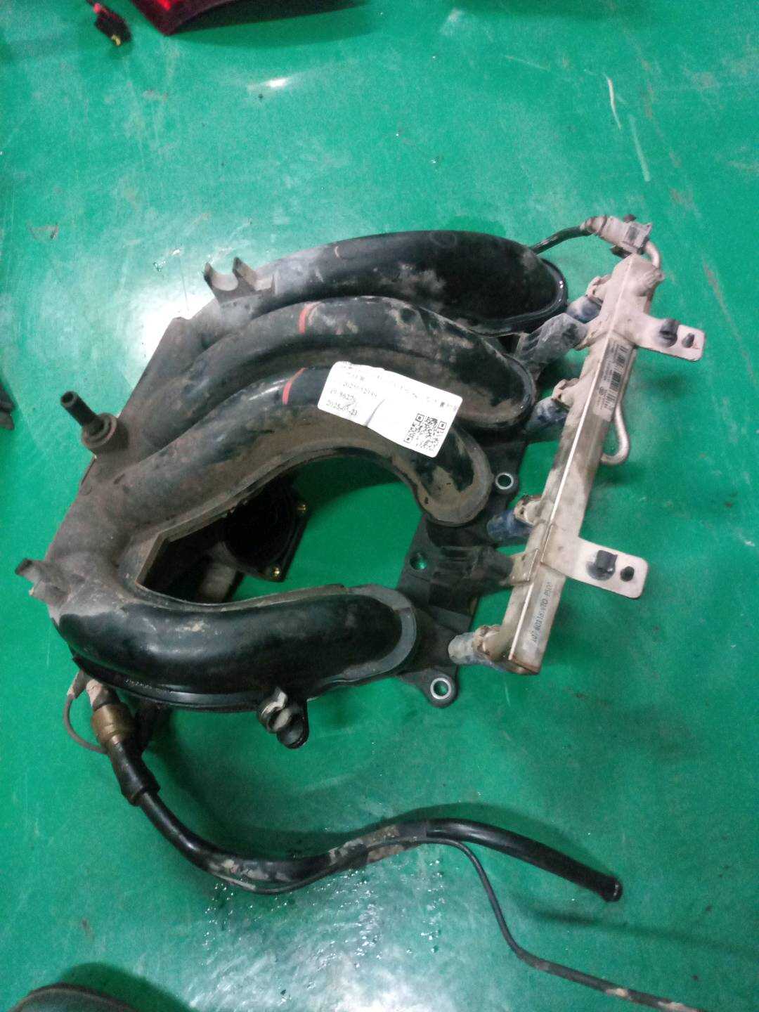 T6001108011001B112711J 进气歧管