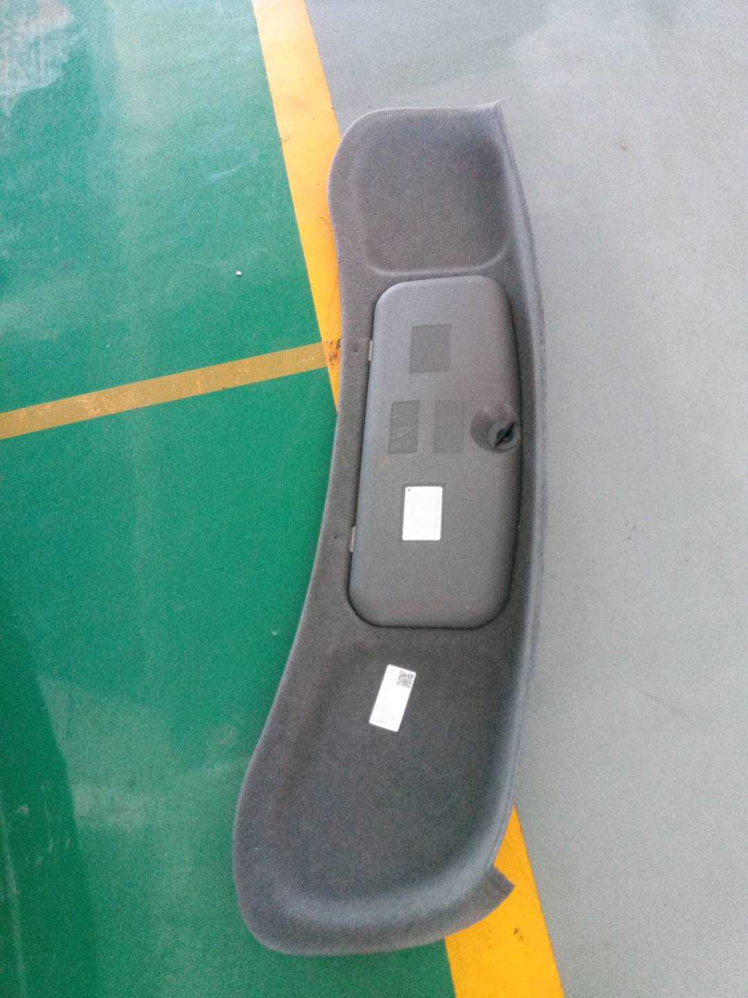 51497149229 尾盖内饰板(上)
