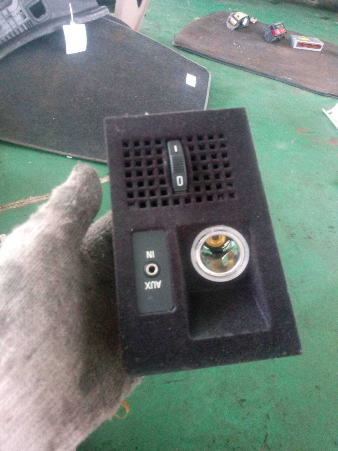51169118064 Locating Part