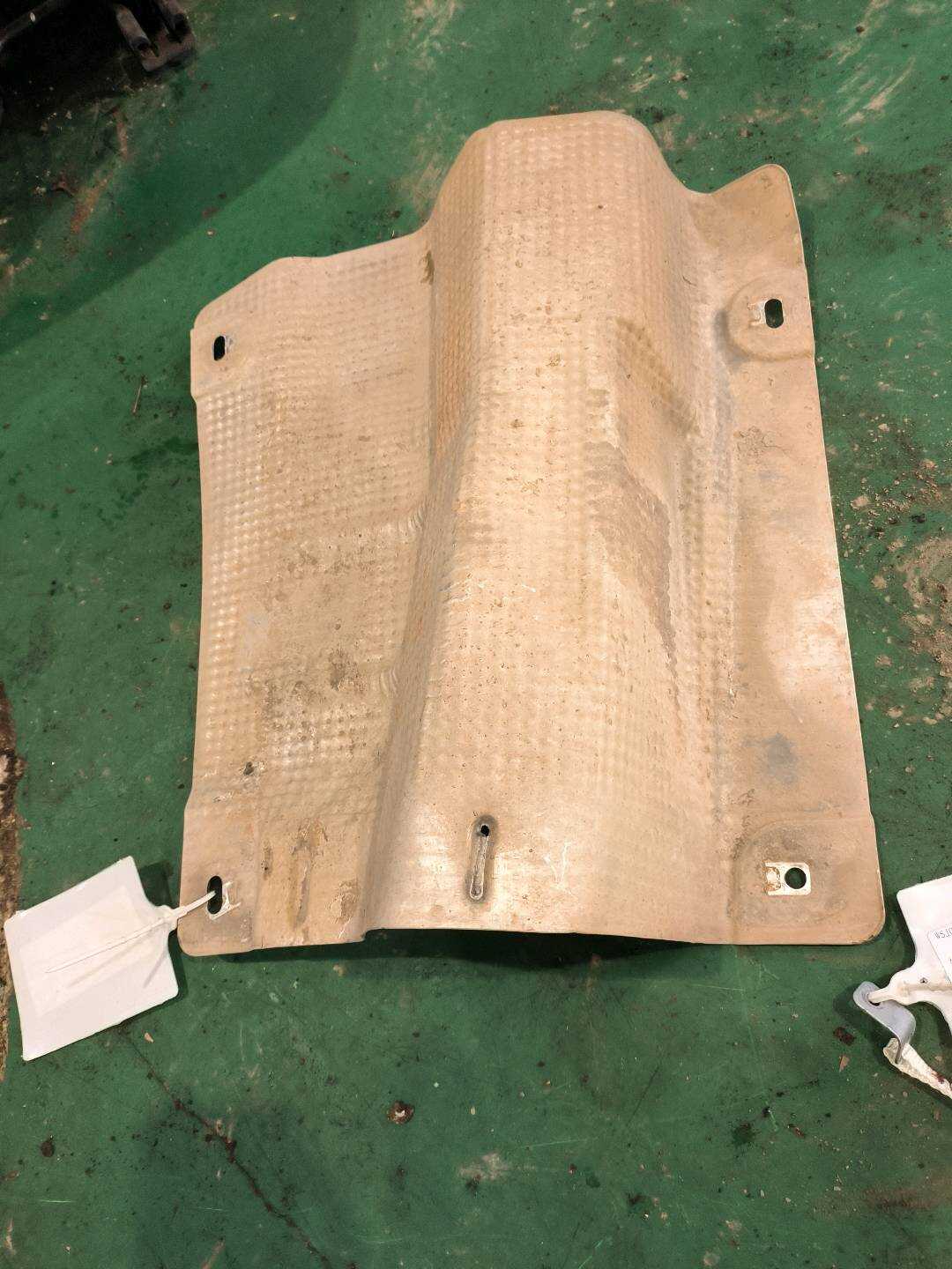 51489800657 Exhaust Pipe Heat Shield, Center