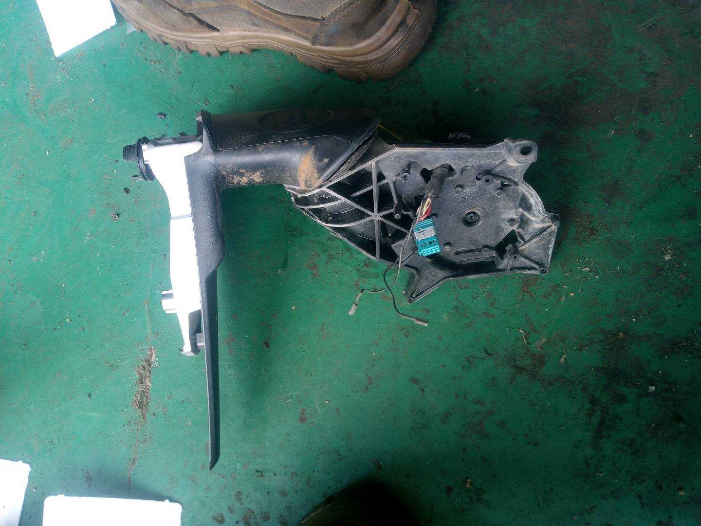 51167307169 Side Mirror Assembly, Left