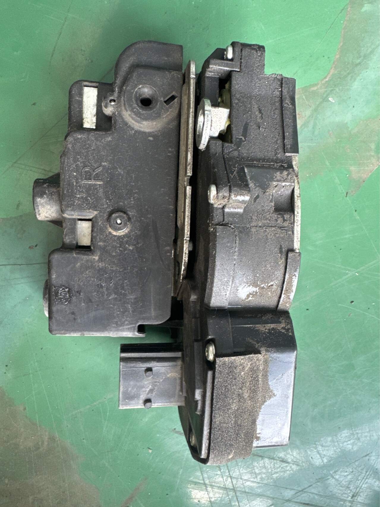 10366994 Front Door Lock Assembly