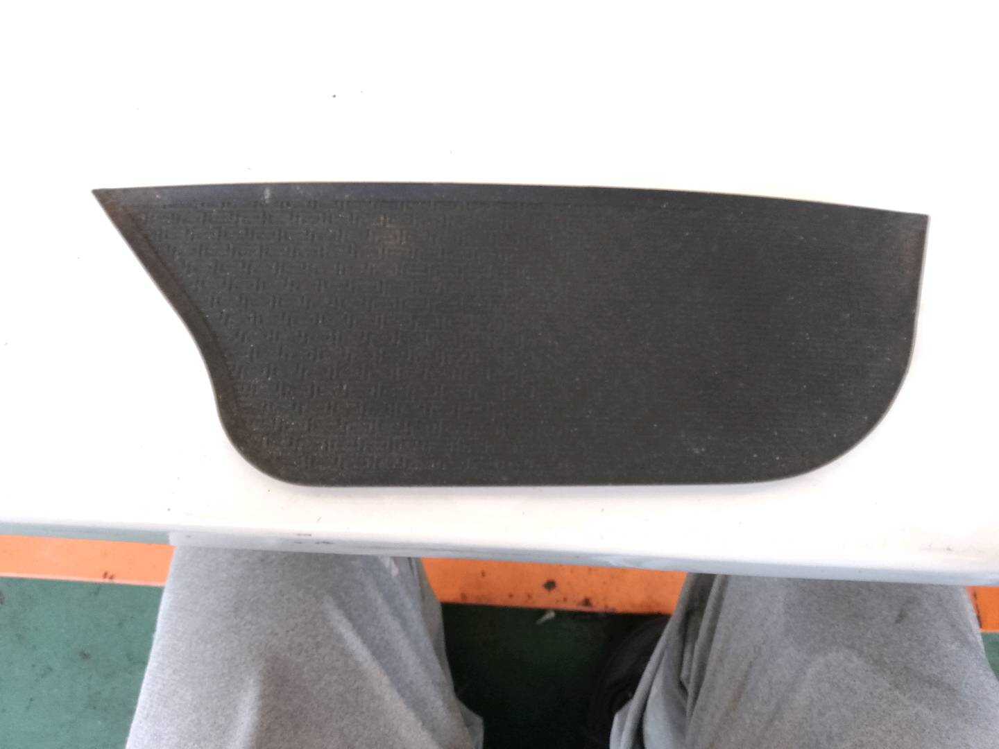 6049064300742 右后车门拉手盒垫