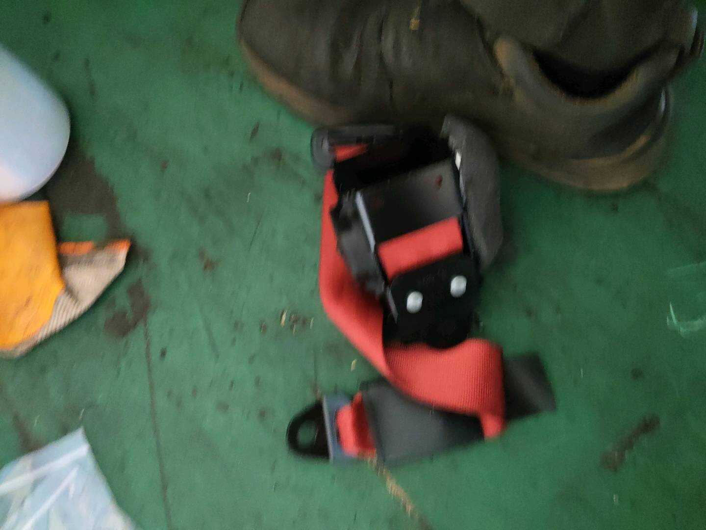 B012919 Rear Middle Seat Belt