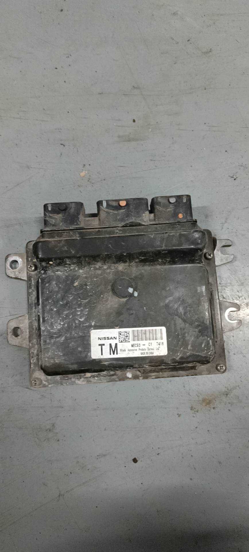 23710CJ310 Engine Control Unit (ECU)