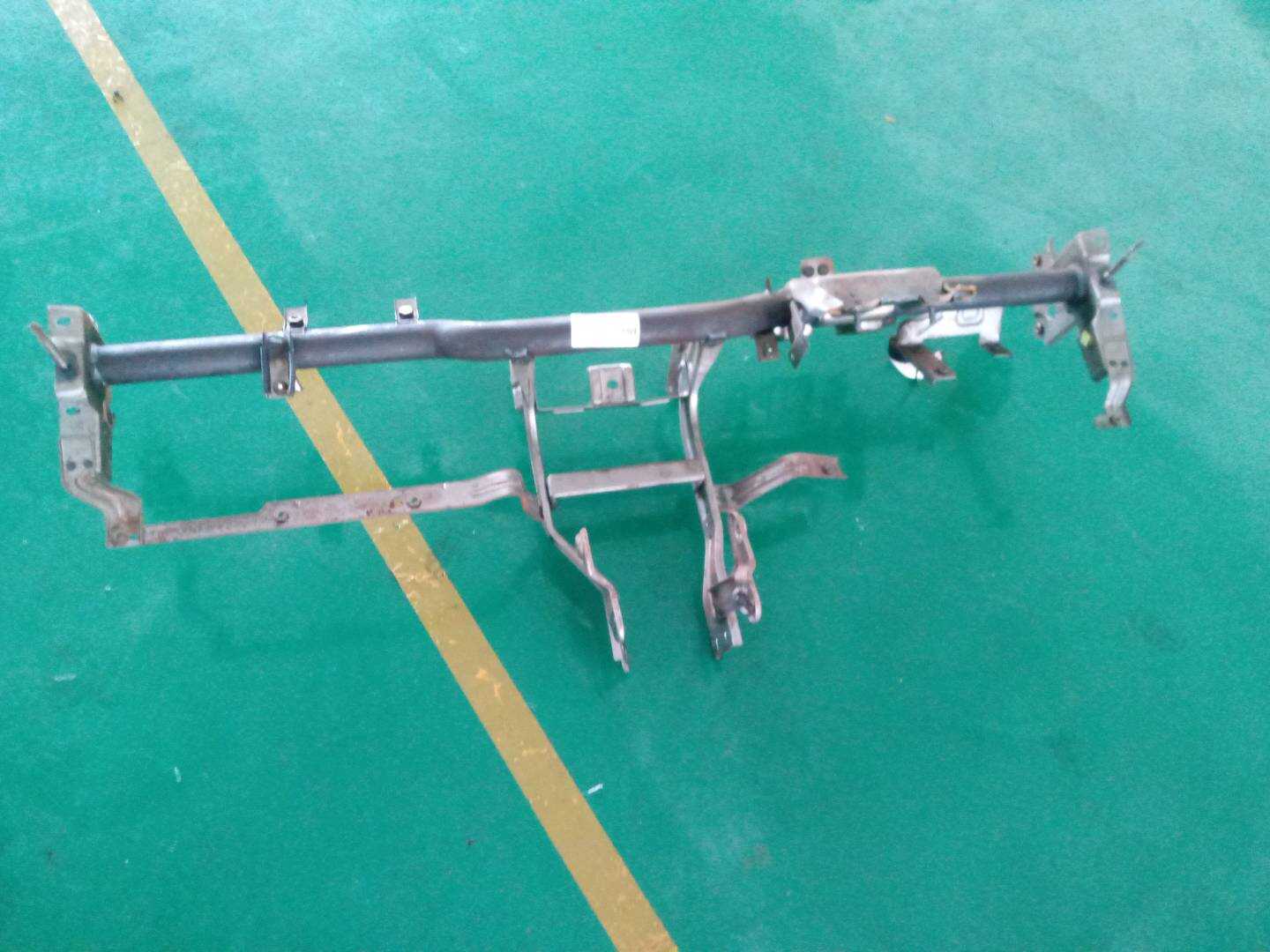 5301800U8010 仪表台骨架