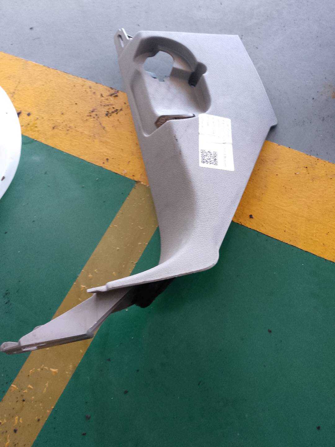4L1867271D1FU A柱内衬(左下)