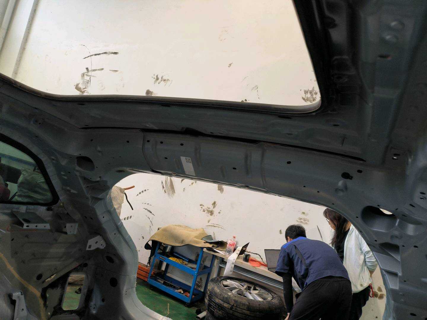 P0009431ELPOSAF Roof Rear Crossmember