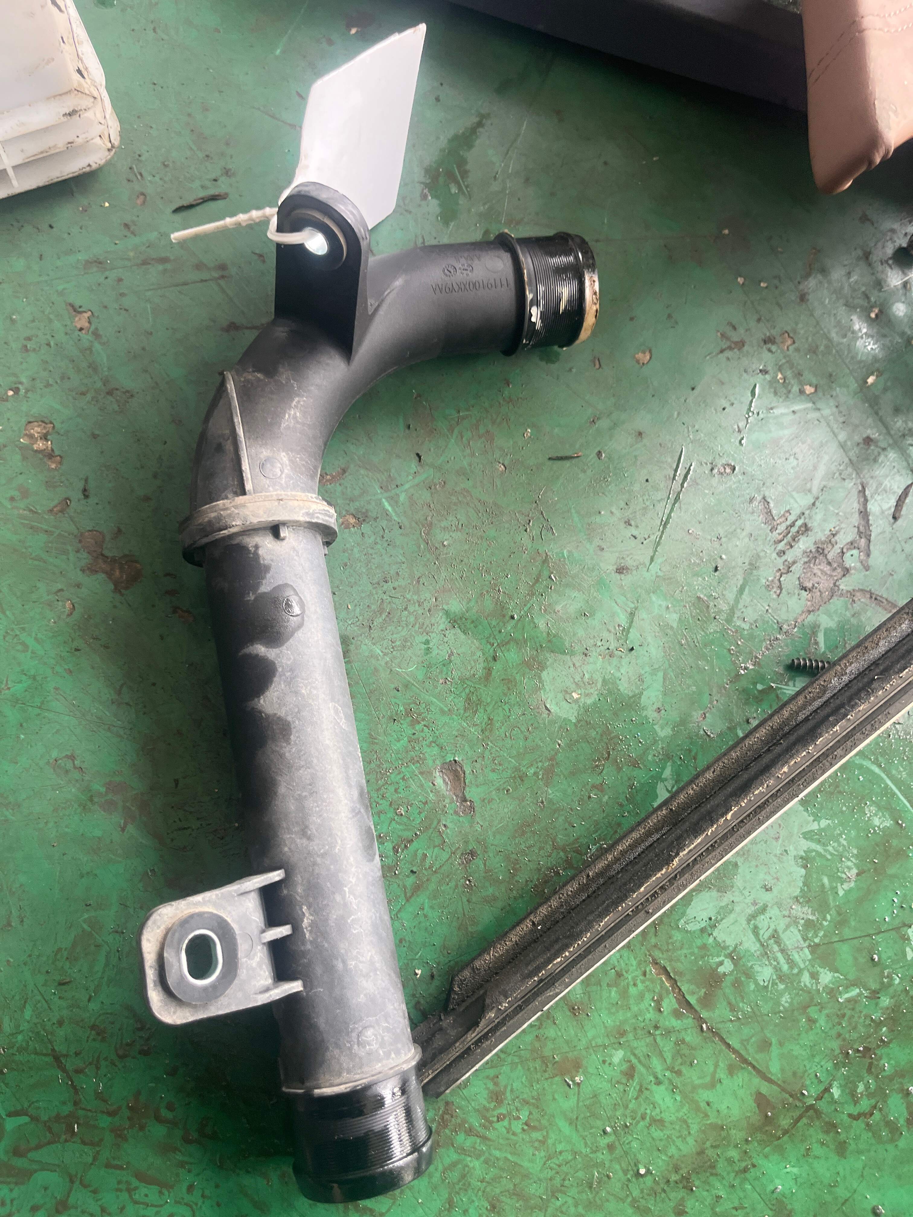 1119100AKY9AA 中冷器进气硬管总成