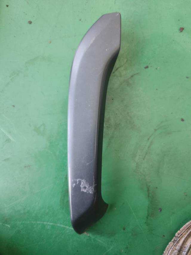 34D867171A 后门扶手饰板(左)