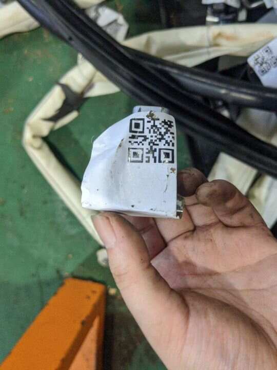 66209261588 前保险杠电眼