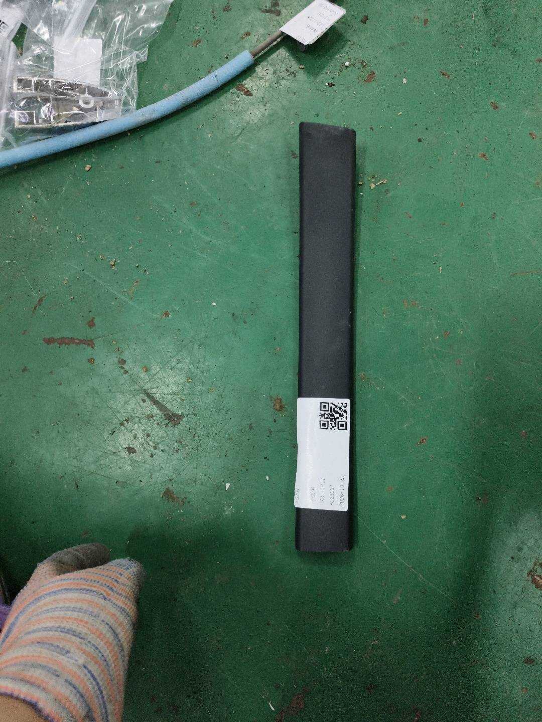 51357386687 左后车门玻璃导轨