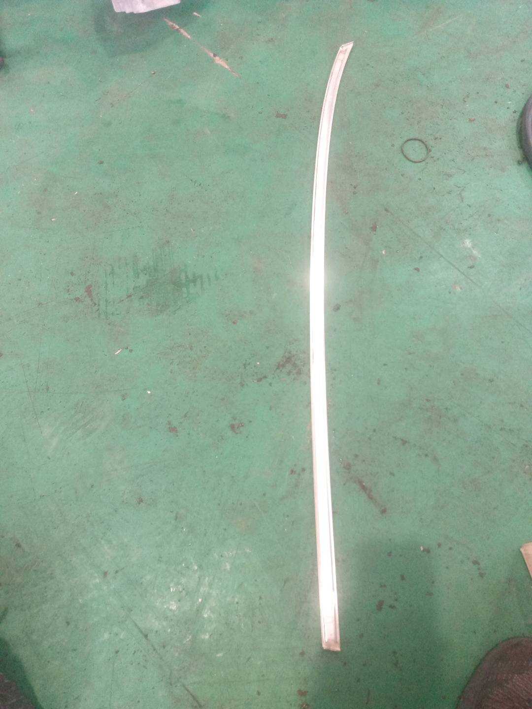 8WD839644 Rear Door Window Outer Molding (Upper Right)