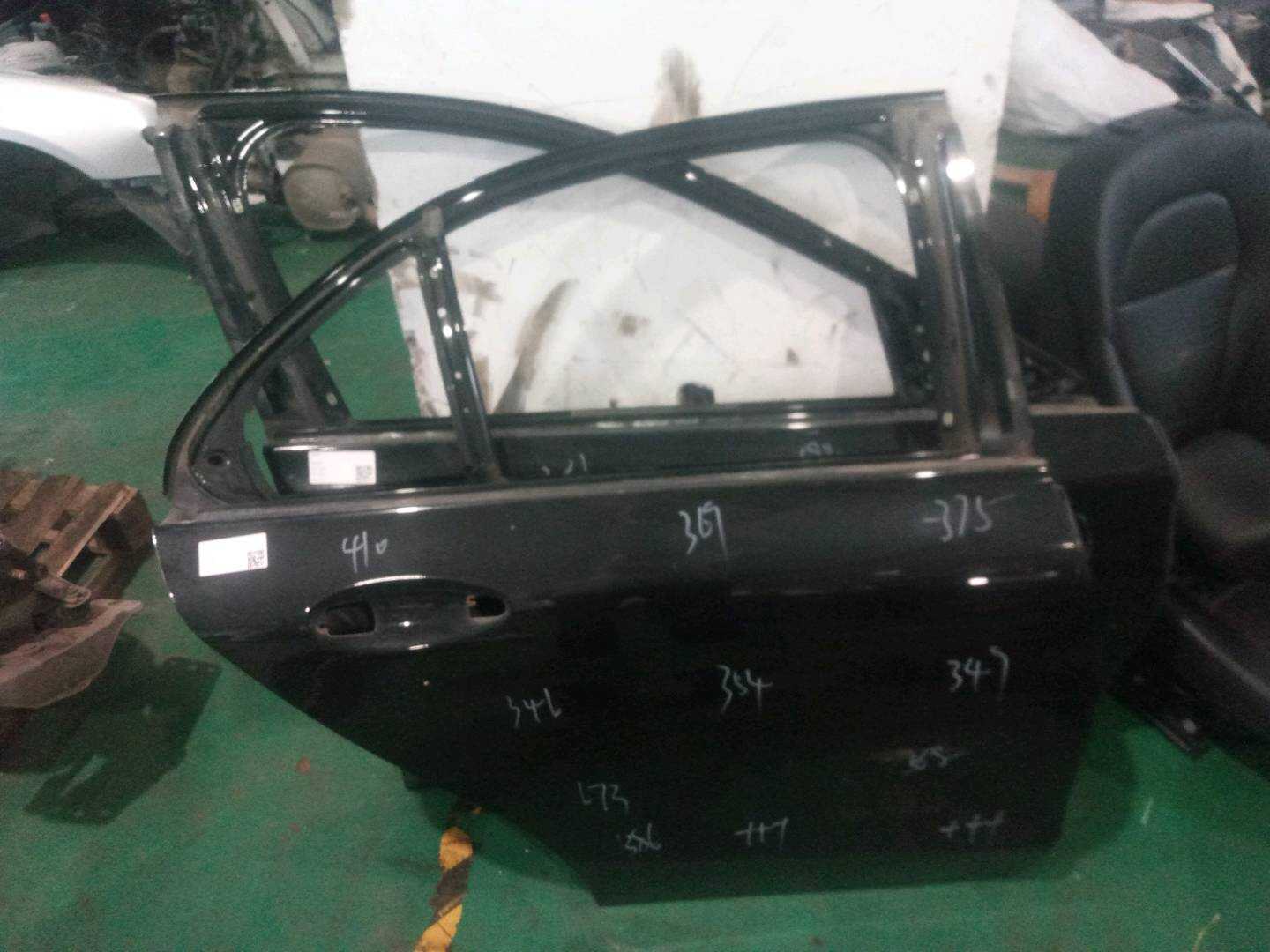A2057306600 后门壳(右)