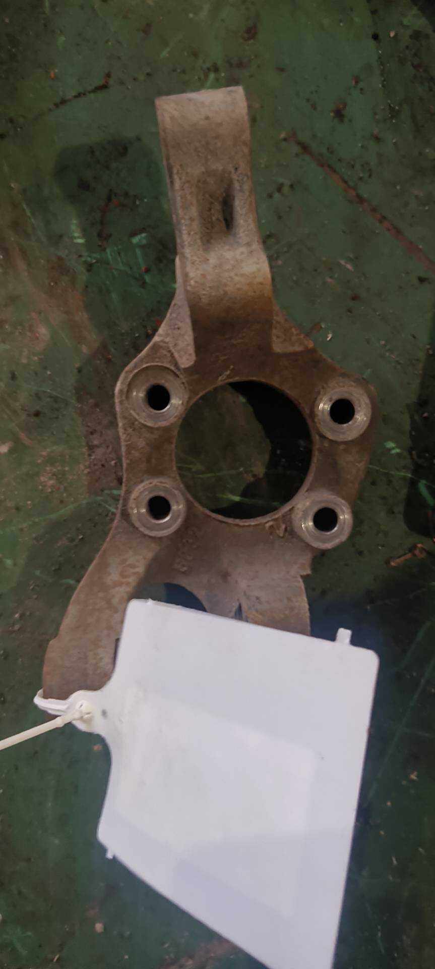 9058762 Rear Steering Knuckle, Left