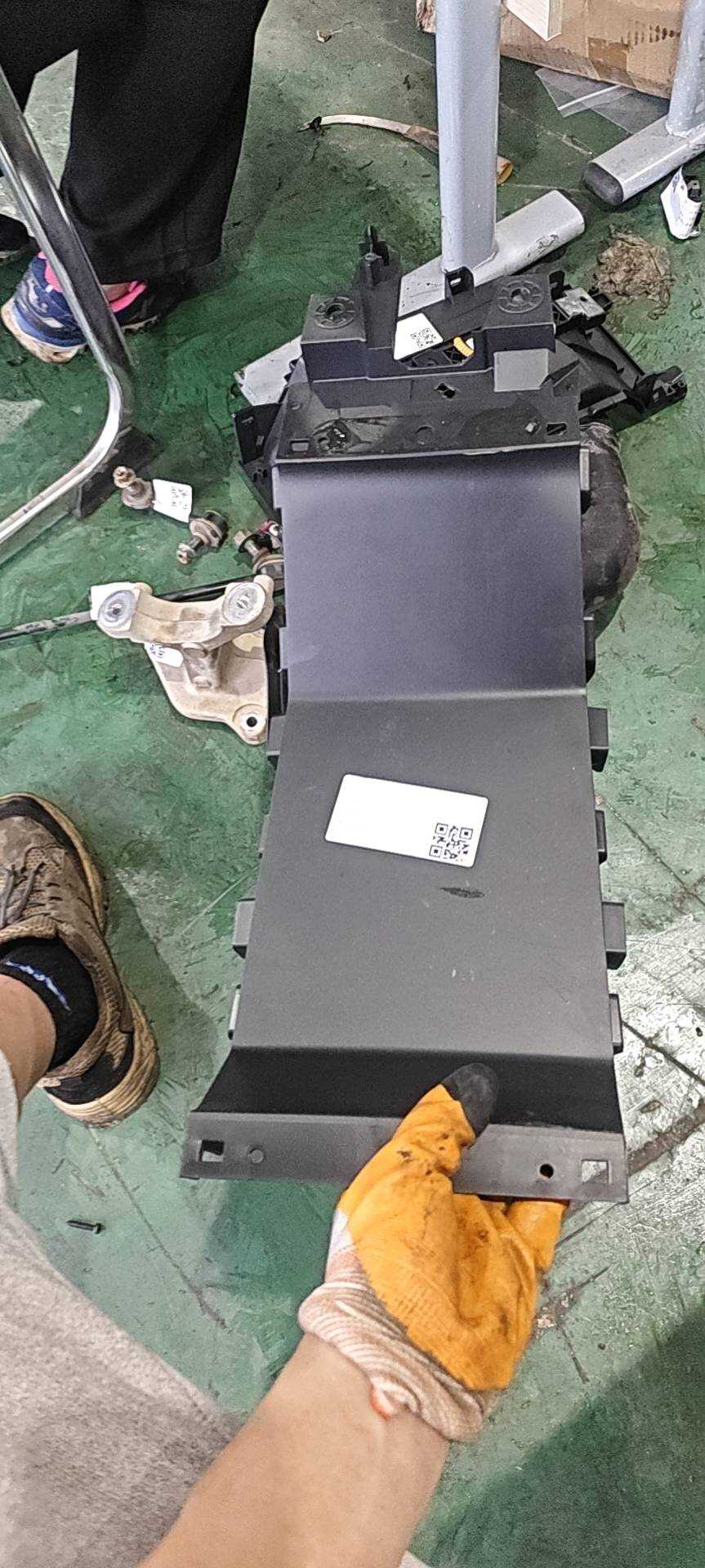 5305211XKZ0YA 副仪表板骨架上盖板 N