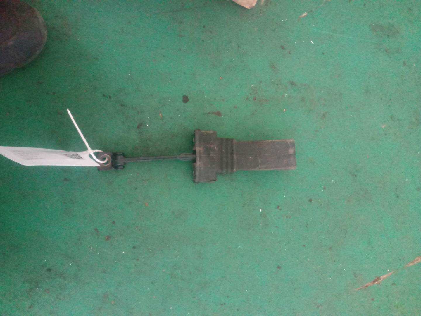 L8K0839203 车门限位器 装有防护活盖