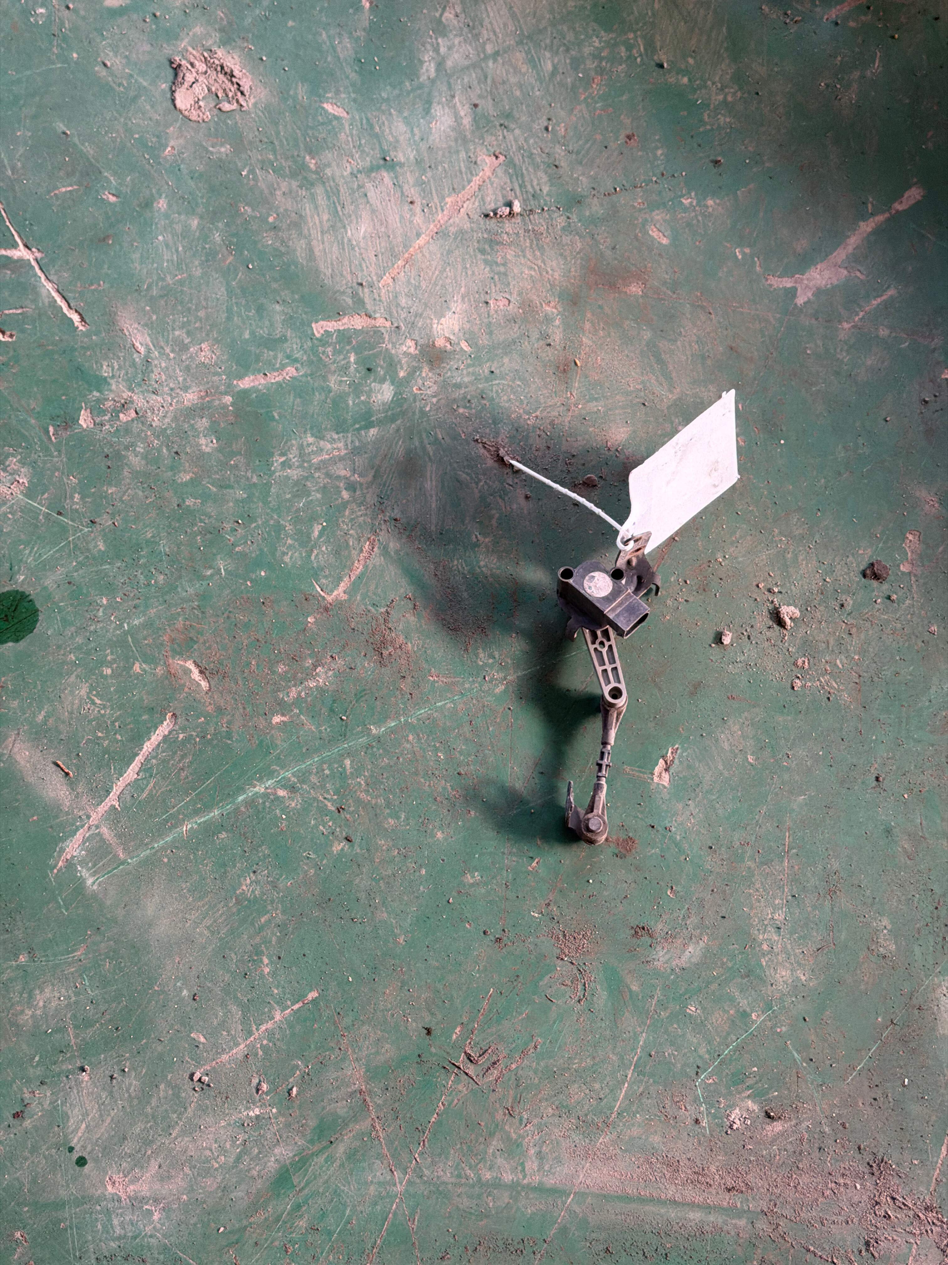 T4A3217 Vehicle Height Sensor, Rear Right