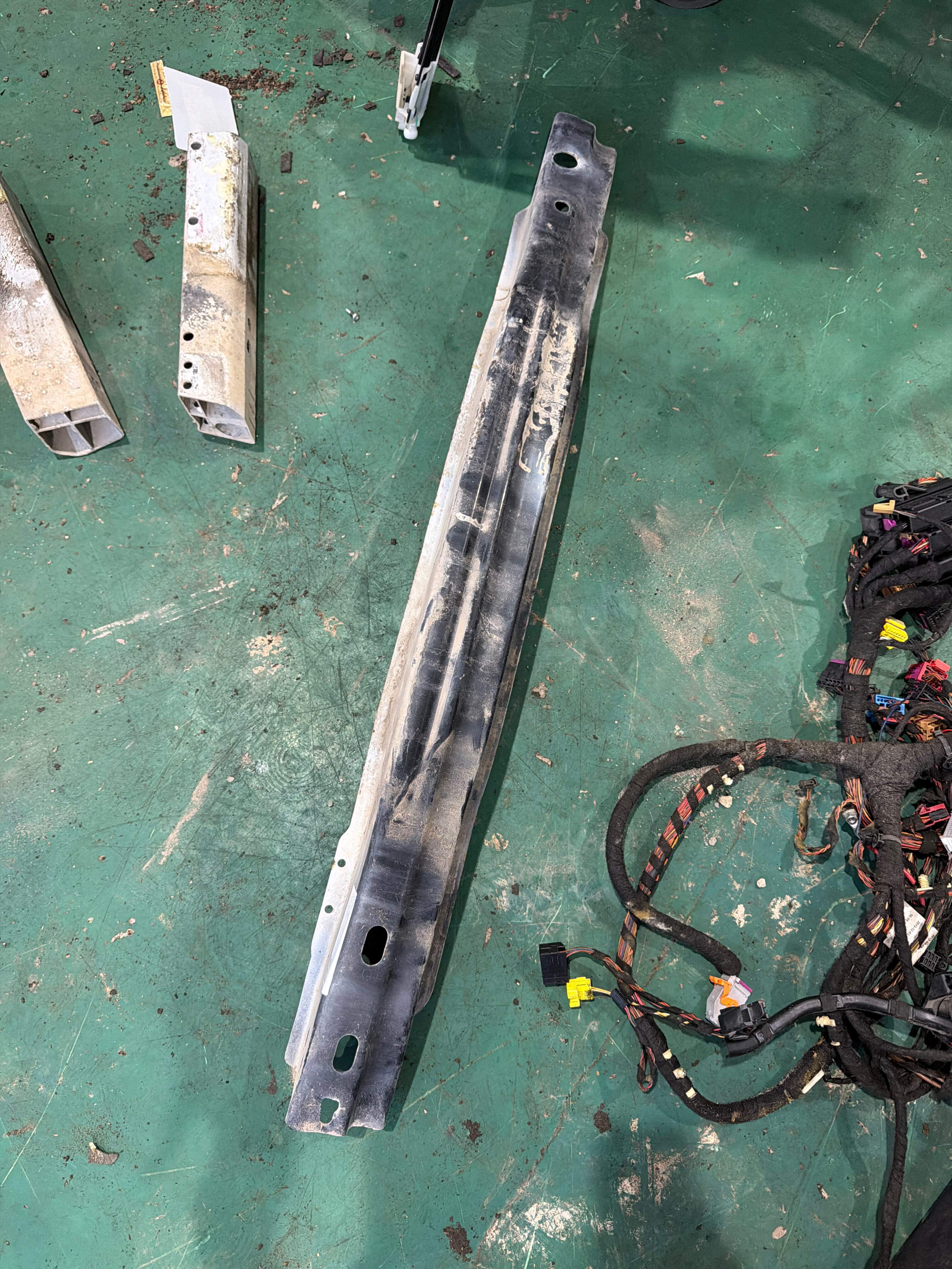 L8T0807313 Rear Bumper Frame