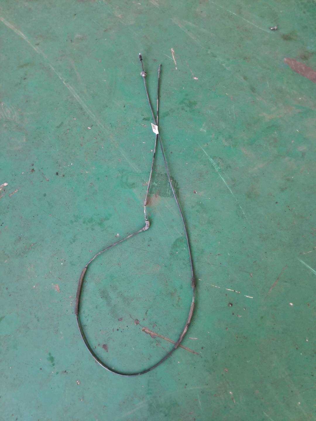 LR035102 Front Hood Release Cable, Front