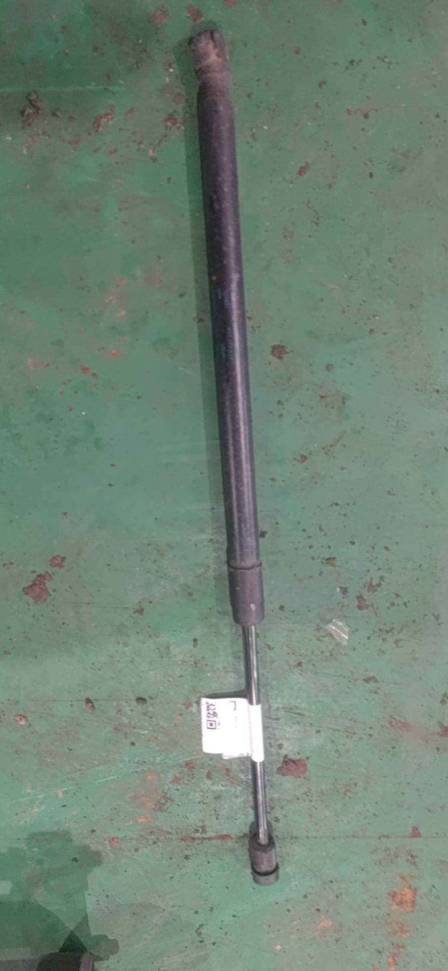 1T0827550C 尾盖撑杆