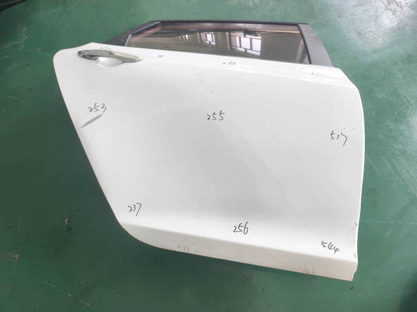 77004B3000 Rear Door Shell, Right
