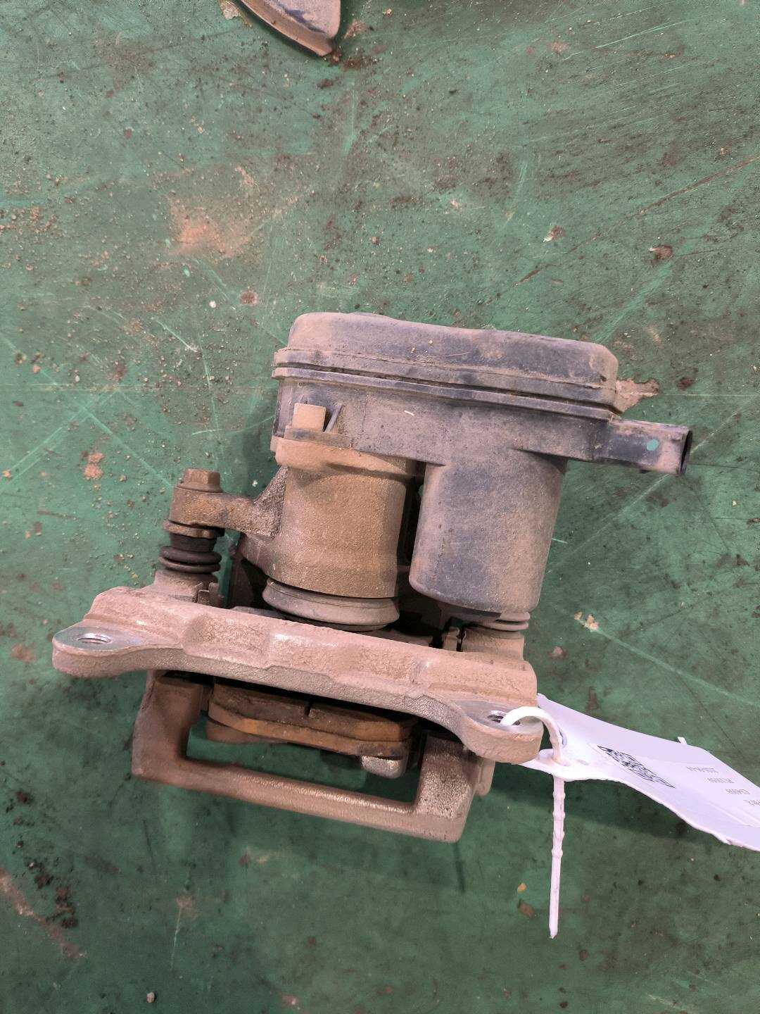 1014028930 左后EPB集成式制动钳分总成