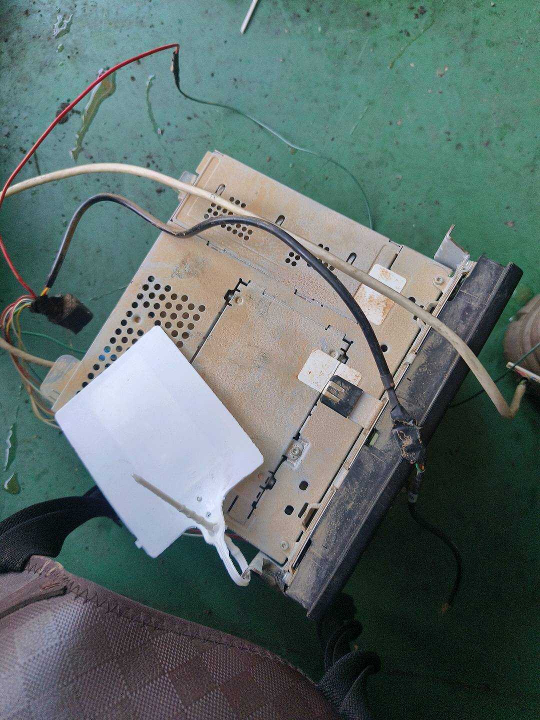 95864297200 仪表台中央显示器