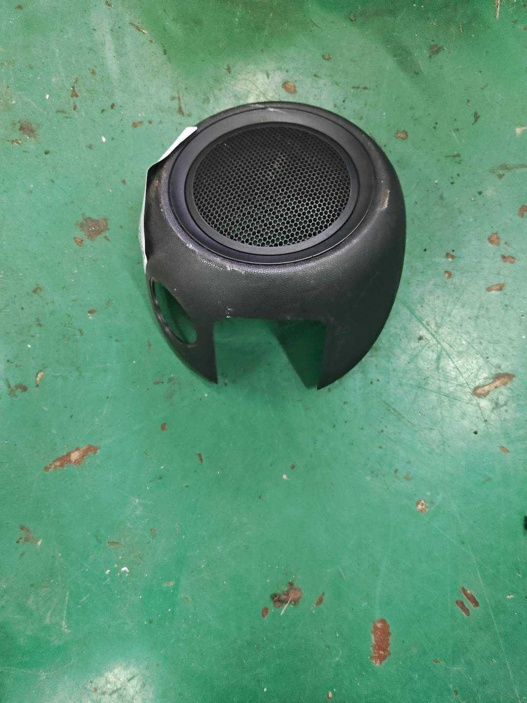 51412753693 前门高音扬声器罩（左）