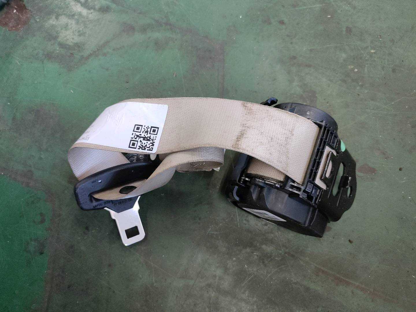 72117346564 后座椅中央安全带