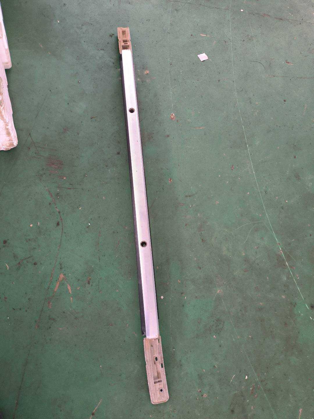 5709110AKZ36B 左行李架分总成