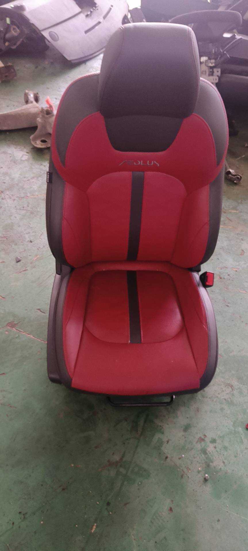 B013106 Passenger Seat