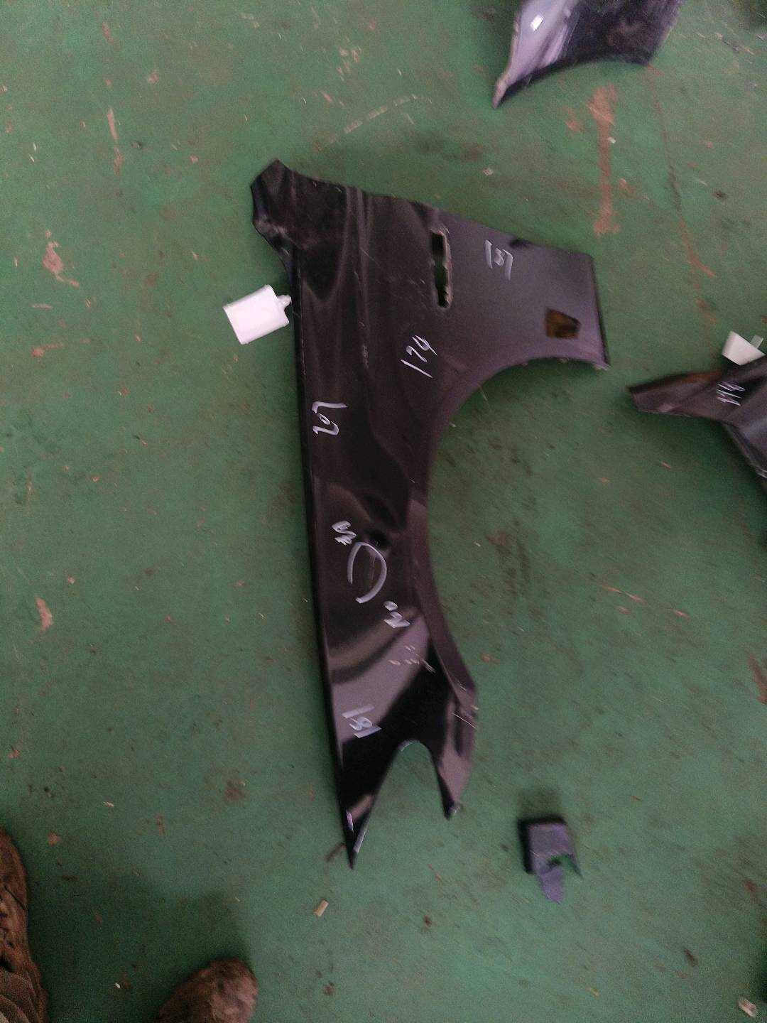 41355A03261 Front Fender, Left
